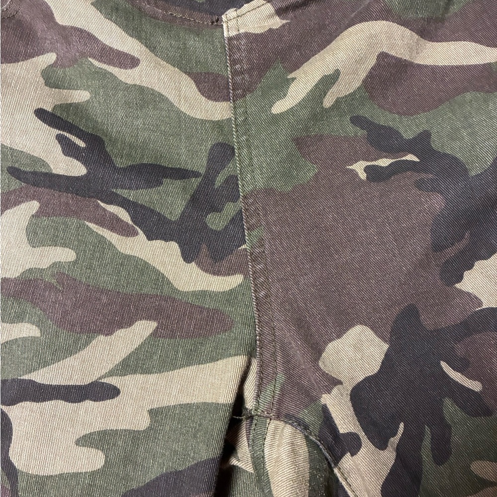 Camo Jeans - Picture 6 of 7